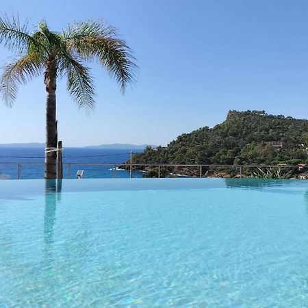 Les Lauriers Roses Aparthotel Le Le Rayol-Canadel-sur-Mer Εξωτερικό φωτογραφία