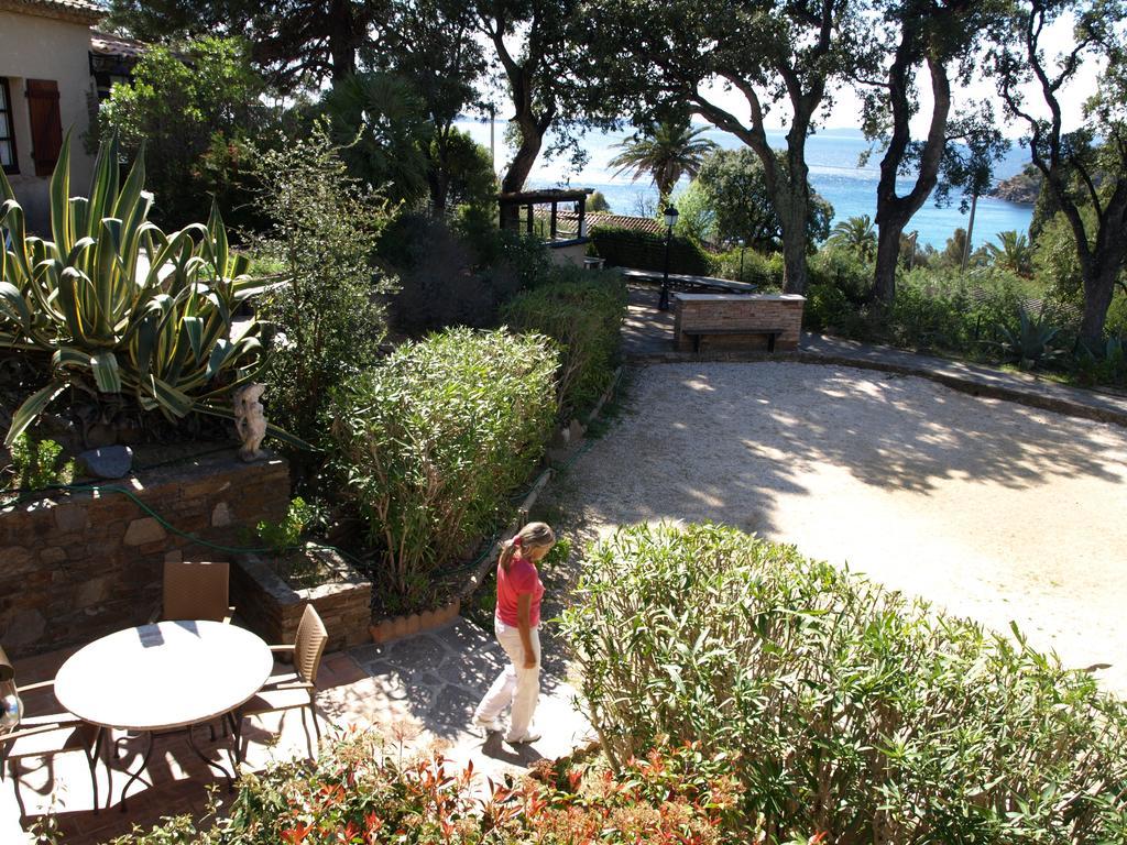 Les Lauriers Roses Aparthotel Le Le Rayol-Canadel-sur-Mer Εξωτερικό φωτογραφία