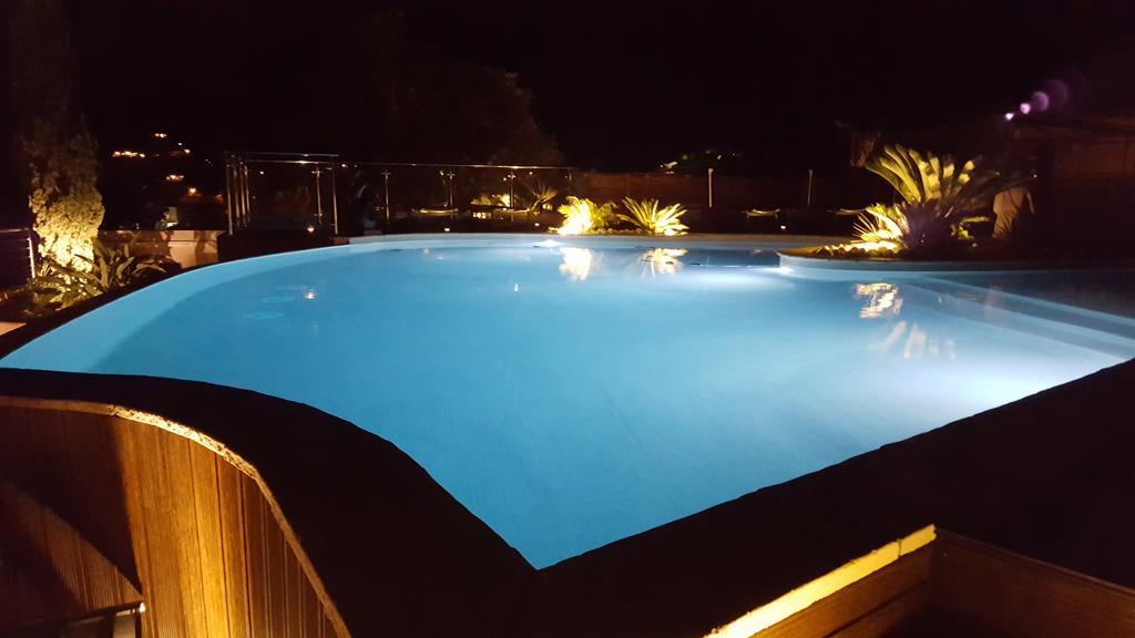 Les Lauriers Roses Aparthotel Le Le Rayol-Canadel-sur-Mer Εξωτερικό φωτογραφία