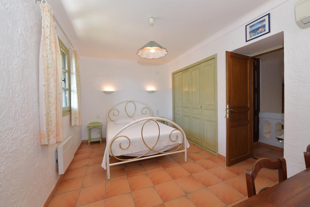 Les Lauriers Roses Aparthotel Le Le Rayol-Canadel-sur-Mer Εξωτερικό φωτογραφία